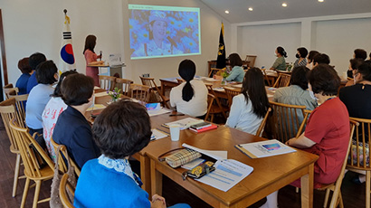 عقد فرع جيونبوك جيونجو سي المنتدى النسائي عن التوافق حول السلام تحت عنوان "قصص الوحدة السلمية من  إعداد النساء"